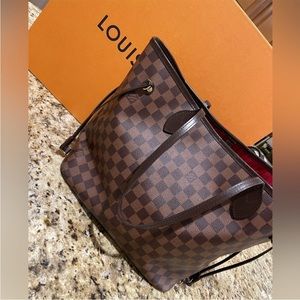 Authentic Louis Vuitton Neverfull MM